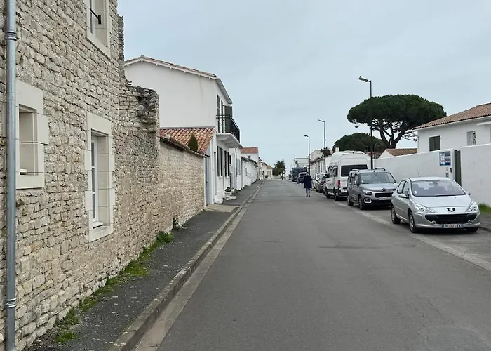 Chai Des Tortues - Ile De Re - 250 M De La - 3 - 2 Salles D Eau - 1 A 6 Personnes Villa