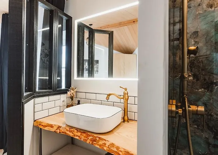 Chai Des Tortues - Ile De Re - 250 M De La - 3 - 2 Salles D Eau - 1 A 6 Personnes * Rivedoux-Plage